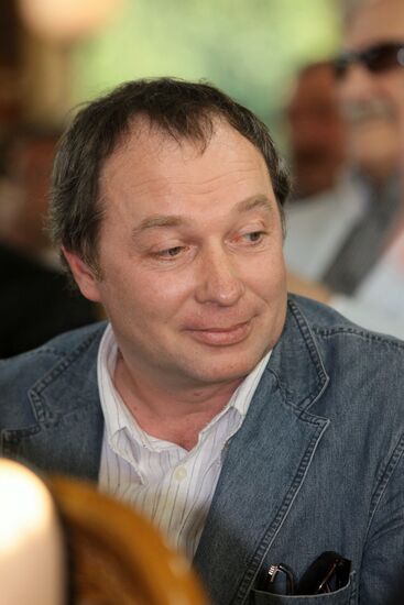 Sergei Ursulyak attending Kumir actor awards ceremony