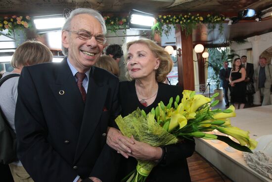 Alexei Batalov and Alla Demidova attending Kumir awards ceremony