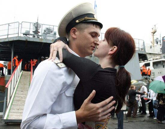 Pacific Fleet ships return home after anti-piracy mission