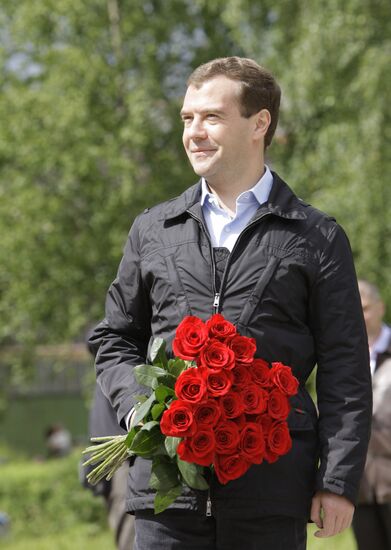 President Dmitry Medvedev visits North-Western district