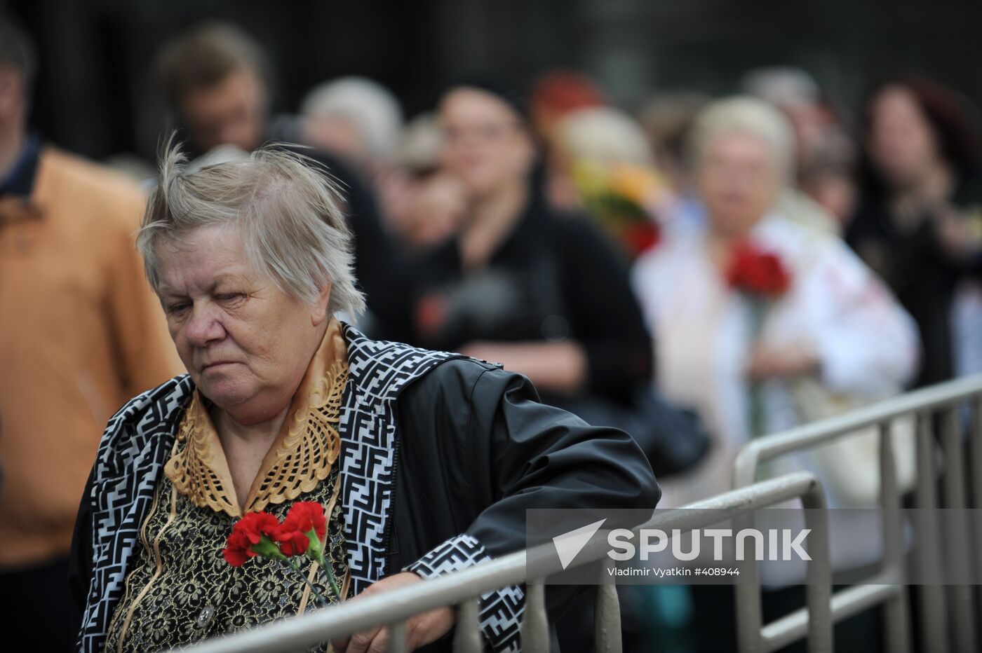 Paying last respects to Lyudmila Zykina