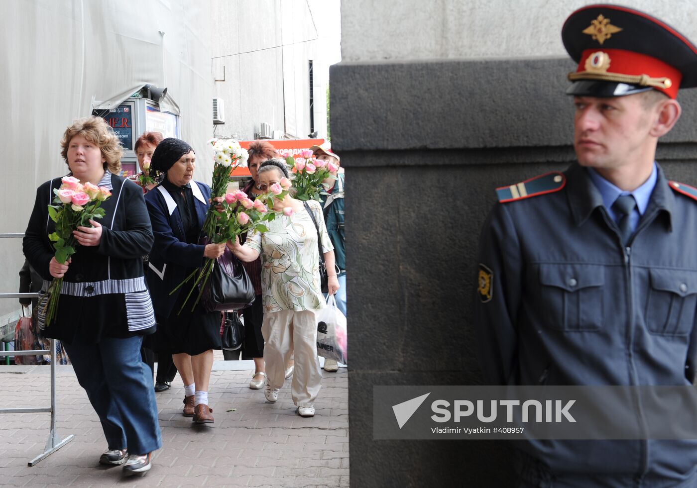 Paying last respects to Lyudmila Zykina