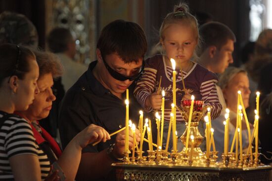 People bid farewell to Lyudmila Zykina