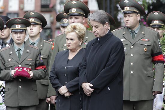 Lyudmila Zykina's funeral