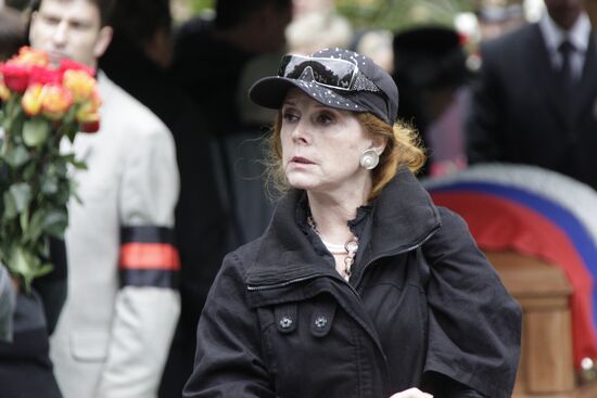 Lyudmila Zykina's funeral