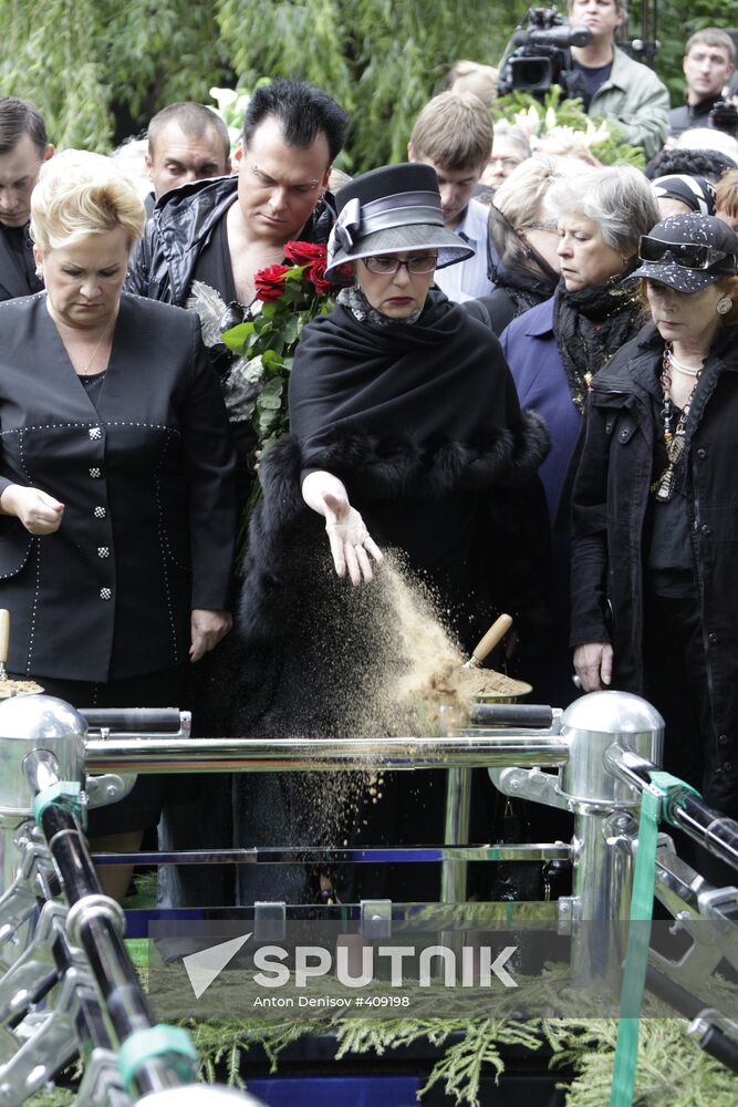 Lyudmila Zykina's funeral