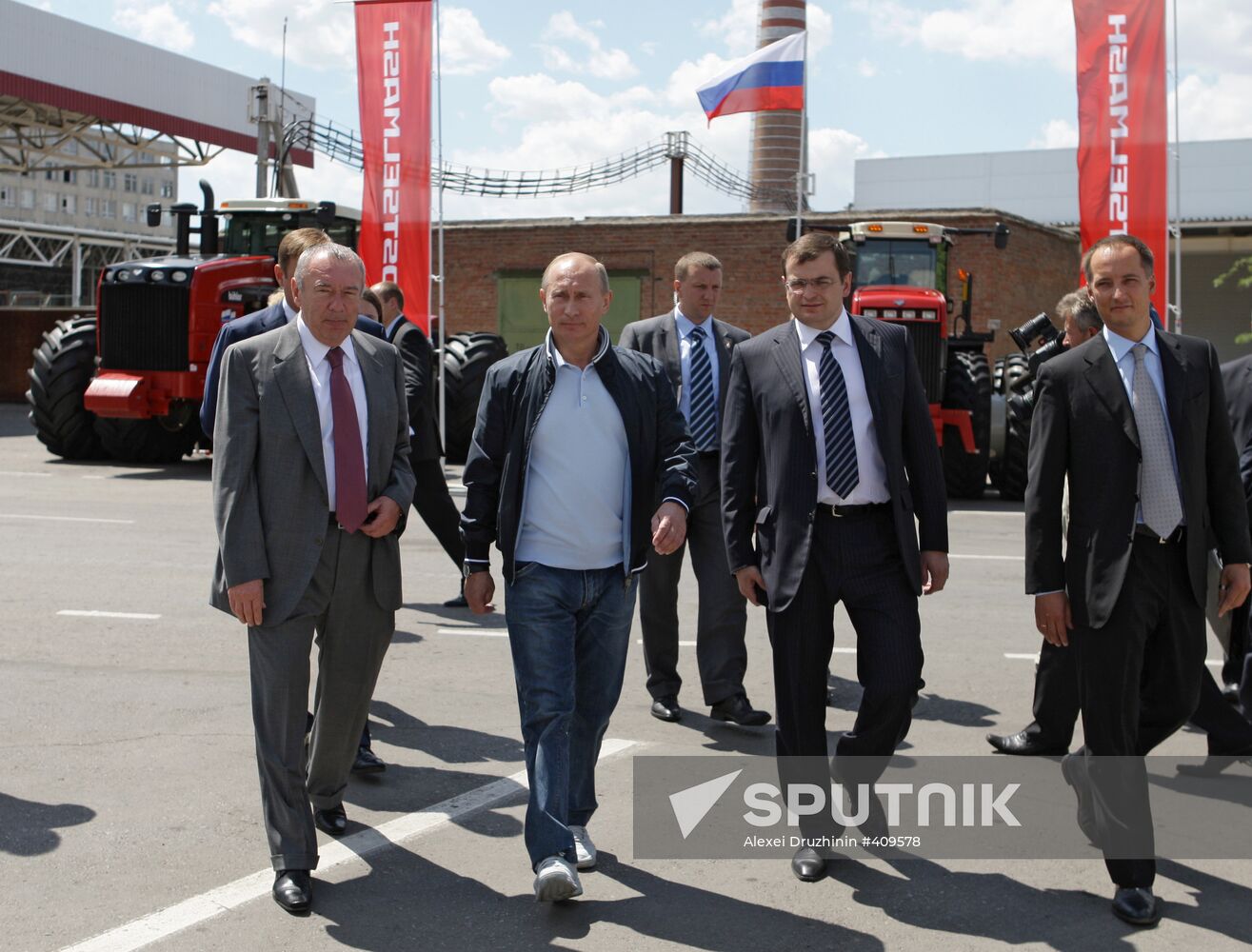 Vladimir Putin pays working visit to Southern Federal District