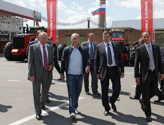 Vladimir Putin pays working visit to Southern Federal District