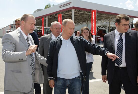 Vladimir Putin pays working visit to Southern Federal District