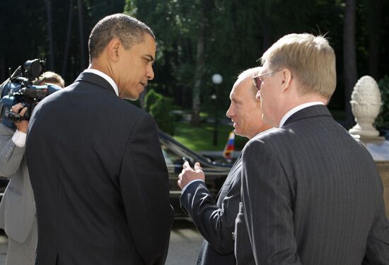 U.S. President Barack Obama meets with Vladimir Putin