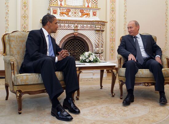 U.S. President Barack Obama meets with Vladimir Putin