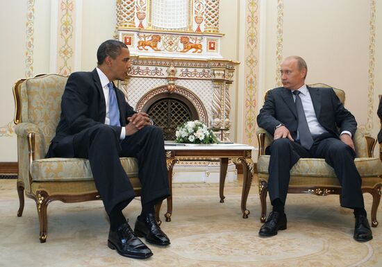 U.S. President Barack Obama meets with Vladimir Putin