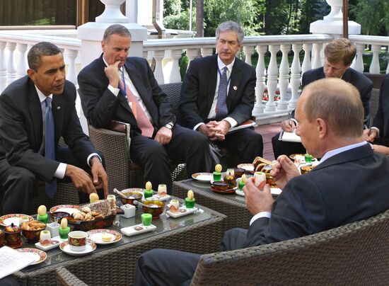 U.S. President Barack Obama meets with Vladimir Putin