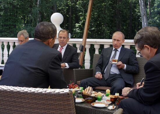 U.S. President Barack Obama meets with Vladimir Putin
