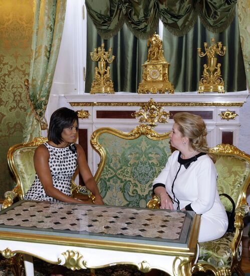 Russian, U.S. first ladies meet at Grand Kremlin Palace