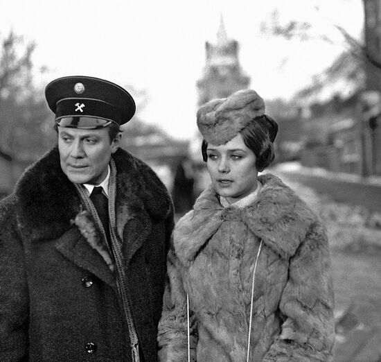 Yuri Solomin and Irina Alfyorova in 'Road to Calvary' TV series