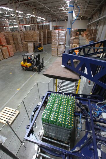 Pepsi Bottling Group opens bottling plant outside Moscow