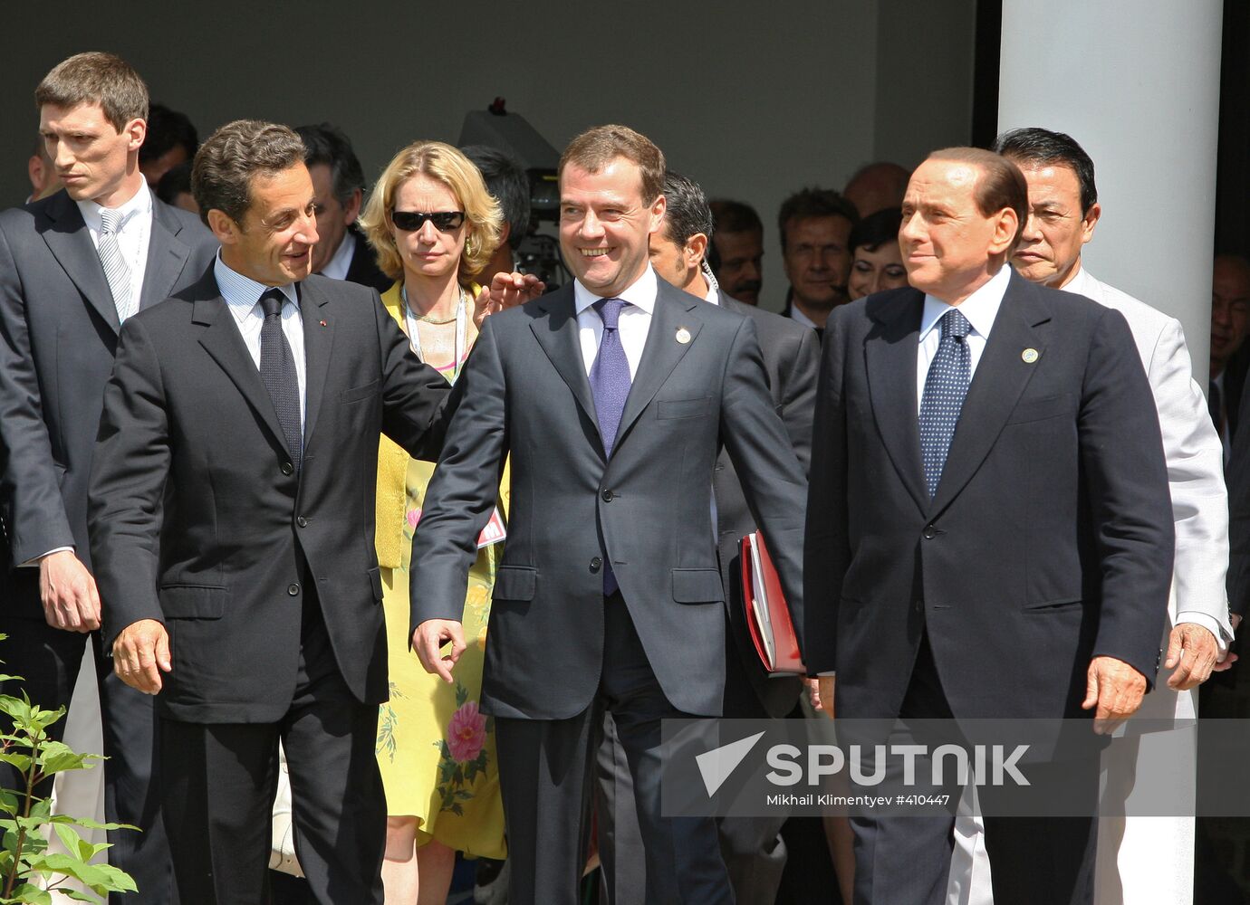 Dmitry Medvedev attends 2009 G8 summit