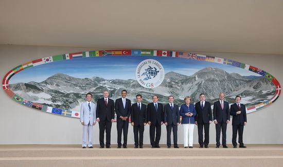 Dmitry Medvedev attends 2009 G8 summit