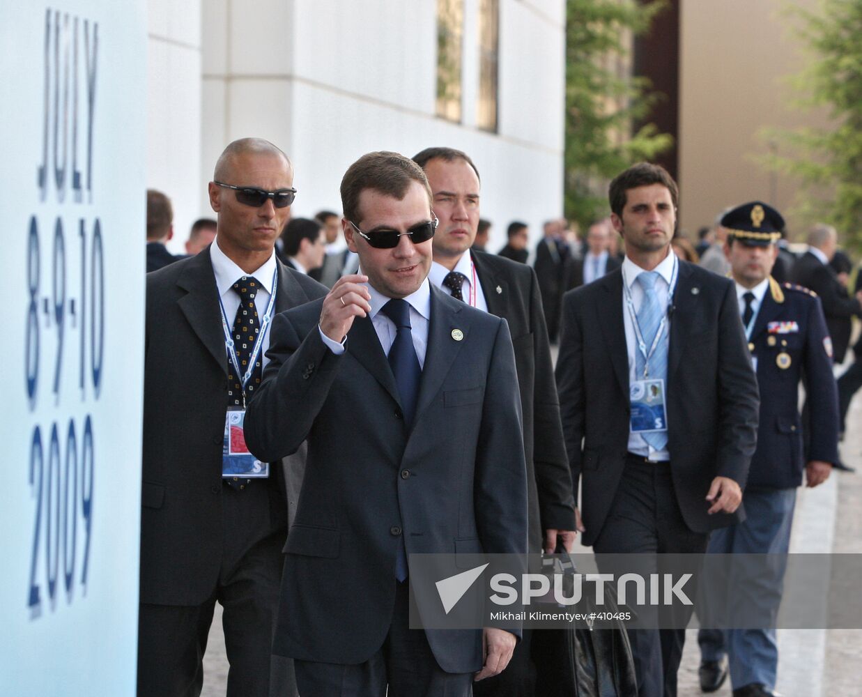 Dmitry Medvedev attends 2009 G8 summit