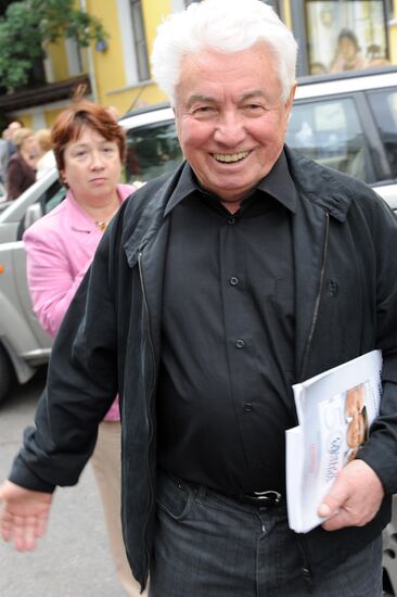 Writer Vladimir Voynovich