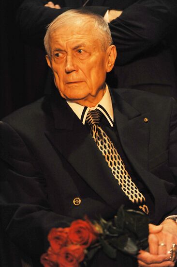 Yevgeny Yevtushenko