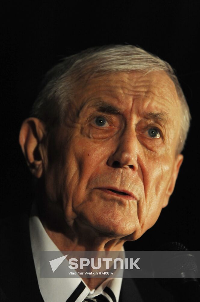 Yevgeny Yevtushenko