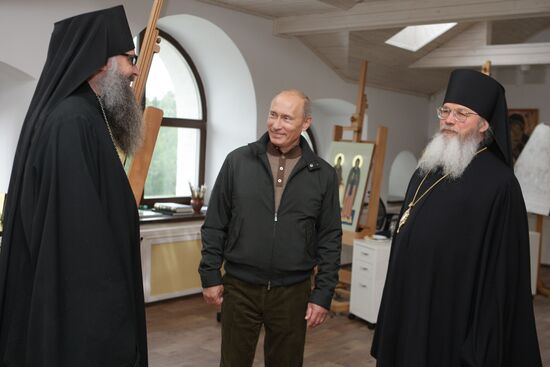 Russian PM Vladimir Putin visits North Western Federal District