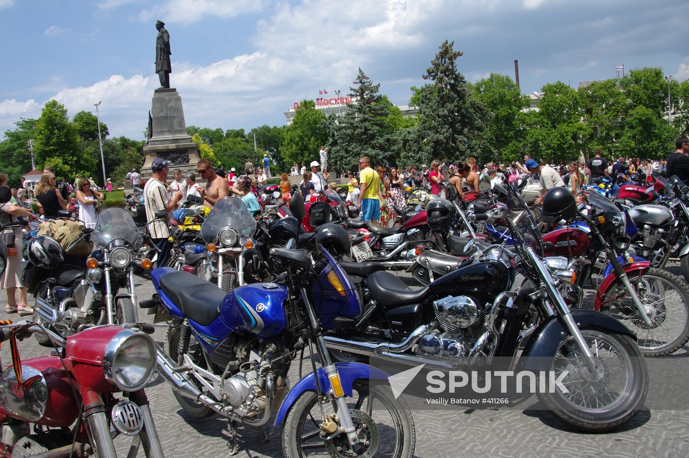 13th international bike show in Crimea