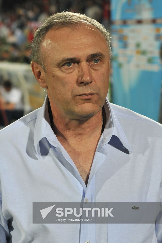 Rostov Rostov-on-Don's head coach Oleg Dolmatov