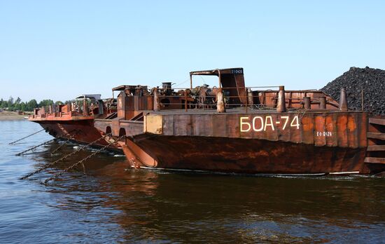 The Lesosibirsk river port
