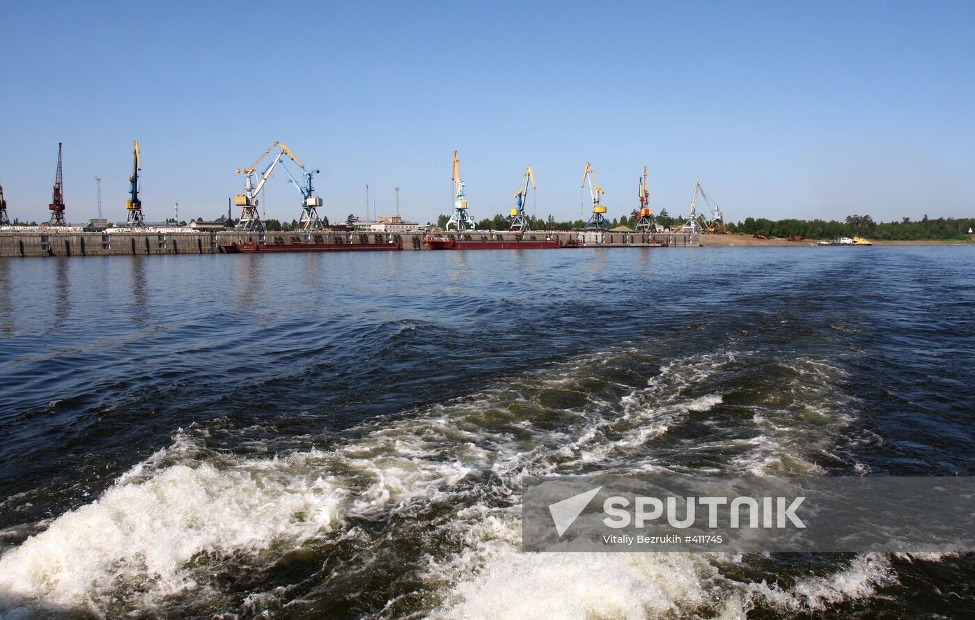 The Lesosibirsk river port