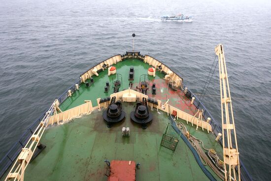 Ice breaker Krasin readied to leave Vladivostok for Arctic