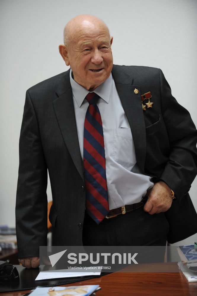 Cosmonaut Alexei Leonov gives interview to RIA Novosti