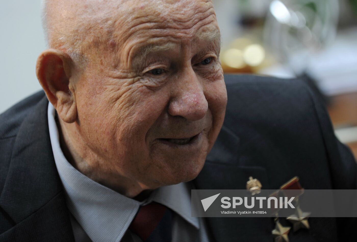 Cosmonaut Alexei Leonov gives interview to RIA Novosti