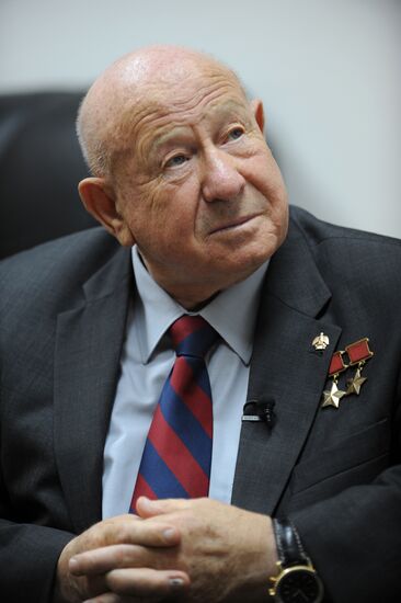 Cosmonaut Alexei Leonov gives interview to RIA Novosti