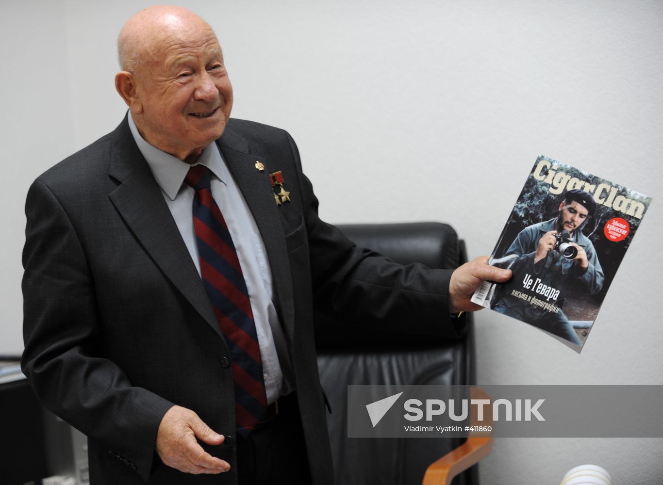 Cosmonaut Alexei Leonov gives interview to RIA Novosti