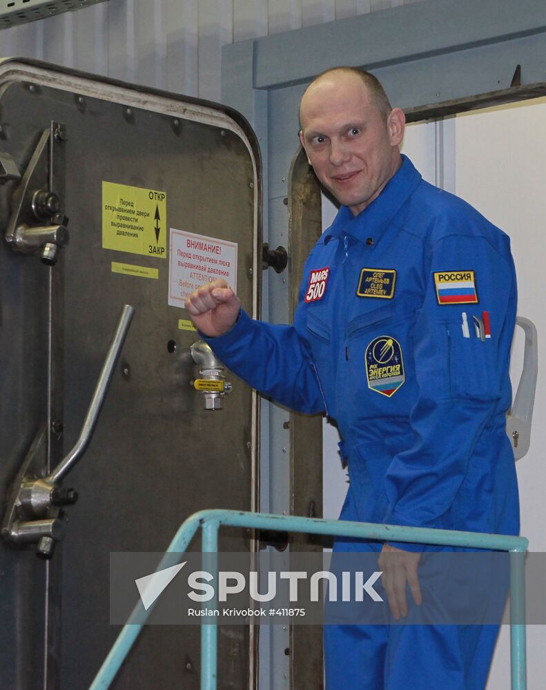 Simulated mission to Mars ends in Moscow