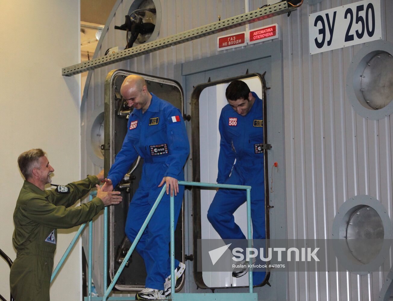 Simulated mission to Mars ends in Moscow