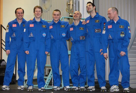 Simulated mission to Mars ends in Moscow