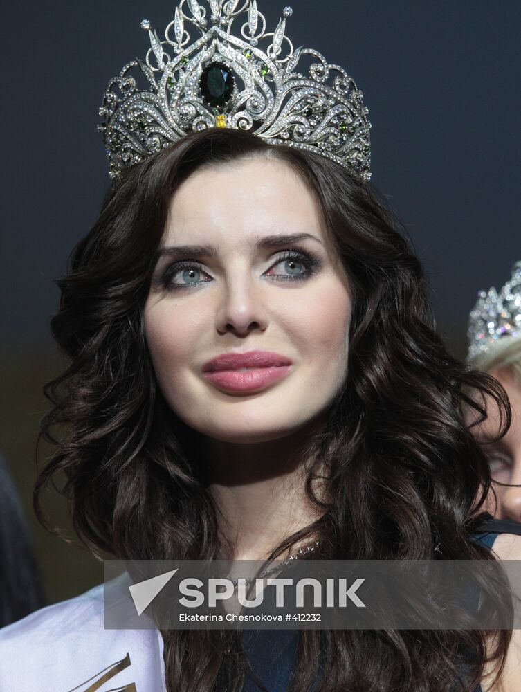 Yulia Obraztsova at Miss Moscow-2009
