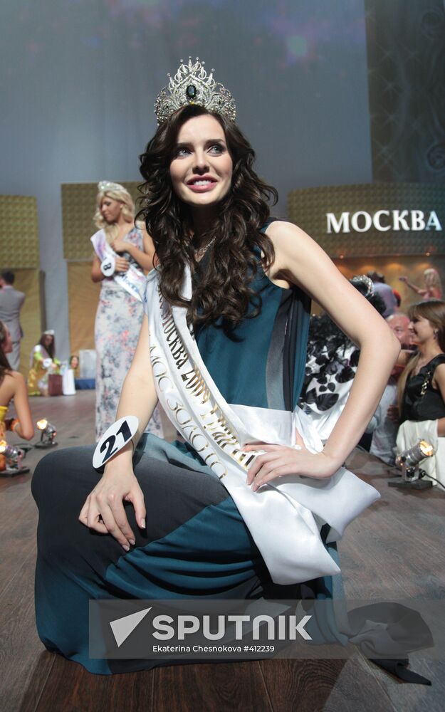 Yulia Obraztsova at Miss Moscow-2009