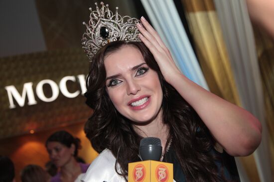 Yulia Obraztsova at Miss Moscow-2009