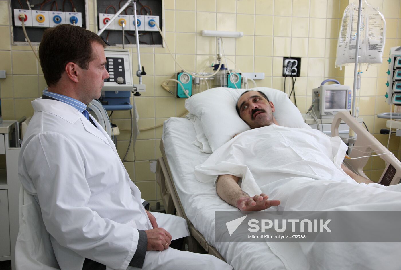 Dmitry Medvedev makes hospital visit to see Ingush President