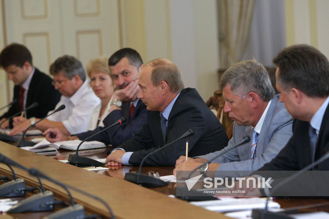 Vladimir Putin meets with Sovetsky Sport editors