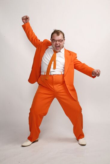 Scenes from movie Lopukhi (Dummies)