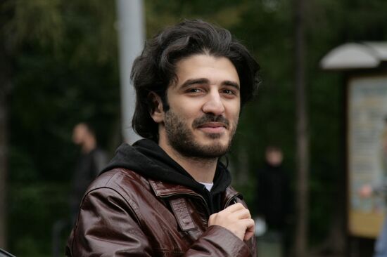 Director and screenwriter Sarik Andreasyan on movie set