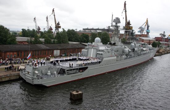 Russian Navy receives new warship