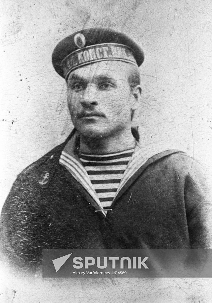 Descendant of Russian seaman V. Golovin