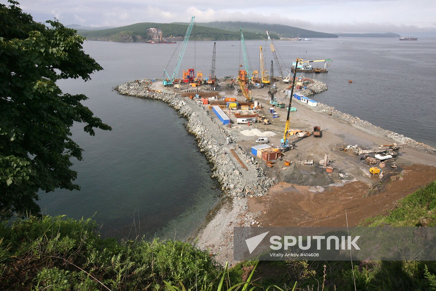 Bridge construction at Russia's Far East port of Vladivostok